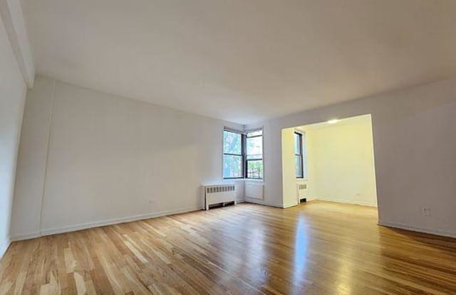 4475 Henry Hudson Parkway West - 4475 Henry Hudson Parkway, Bronx, NY 10471