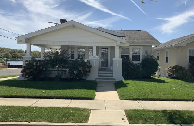 501 Jefferson Avenue - 501 Jefferson Avenue, Avon-by-the-Sea, NJ 07717