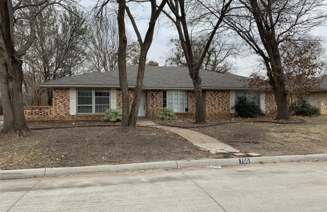 700 Bush Dr - 700 Bush Drive, Allen, TX 75013