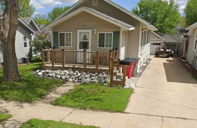 814 N Prairie Ave photos photos