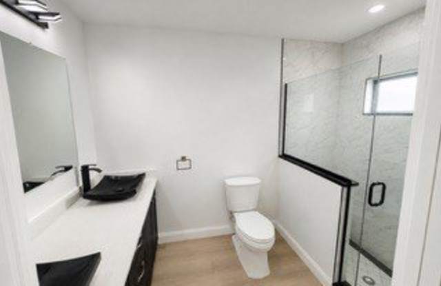5809 Cordwood Lane Gallery 3