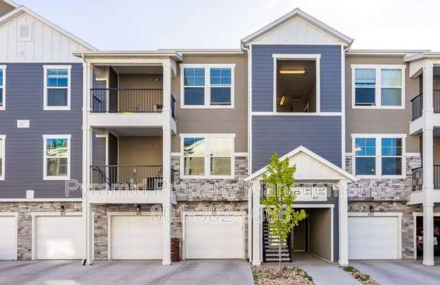 419 N 360 W - 419 North 360 West, Vineyard, UT 84059