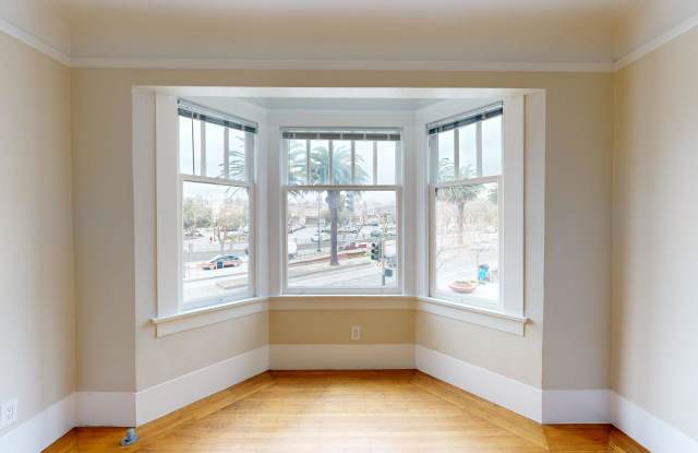 2075 Market St. photos photos