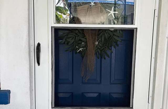 Beachside Furnished Home with Utilities Included – 1bed | 1bath photos photos