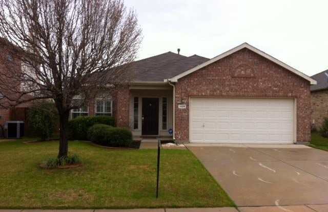 1408 Pine Ridge Road - 1408 Pine Ridge Road, Roanoke, TX 76262