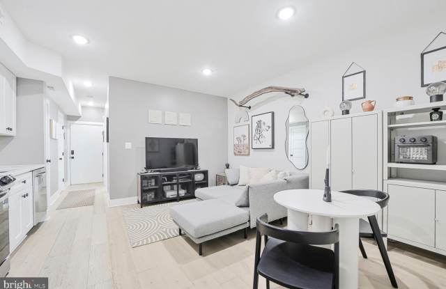 1144 OWEN Place NE unit: 1 photos photos 1144 OWEN Place NE unit: 1 photos photos