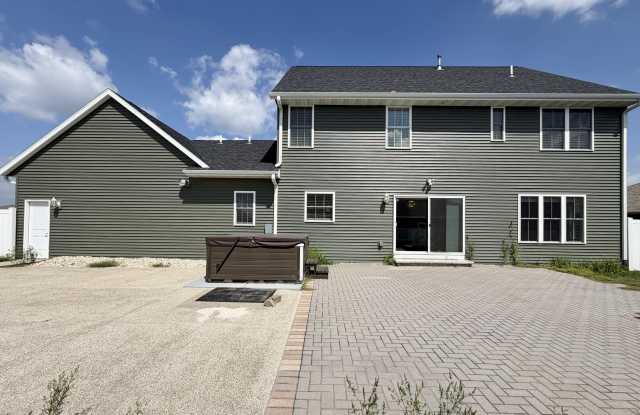 3184 Warbler Ct Gallery 4