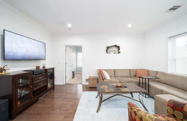 5808 WASHINGTON ST photos photos