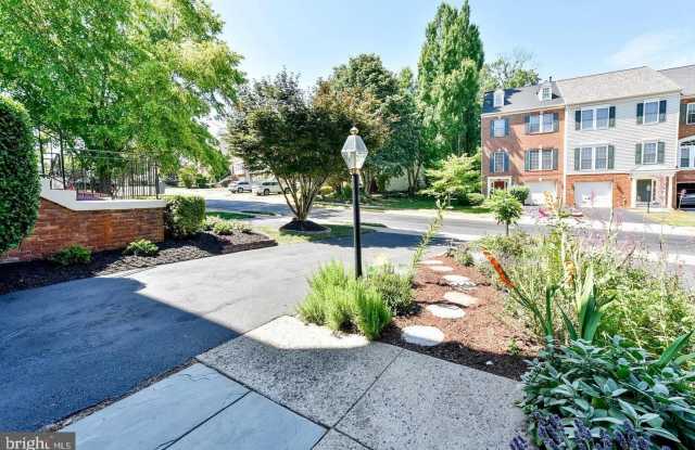 14422 FOWLERS MILL Drive Gallery 2