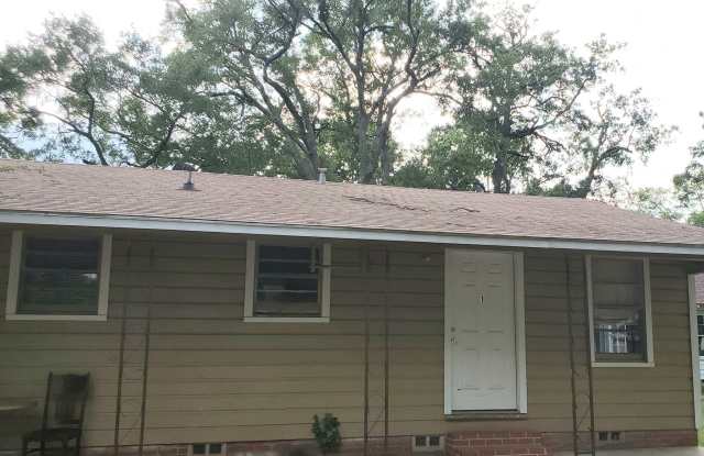 823 Lock Street #1 - 823 Lock St, Nacogdoches, TX 75964
