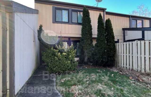 3102 Babashaw Ct - 3102 Babashaw Court, Merrifield, VA 22031