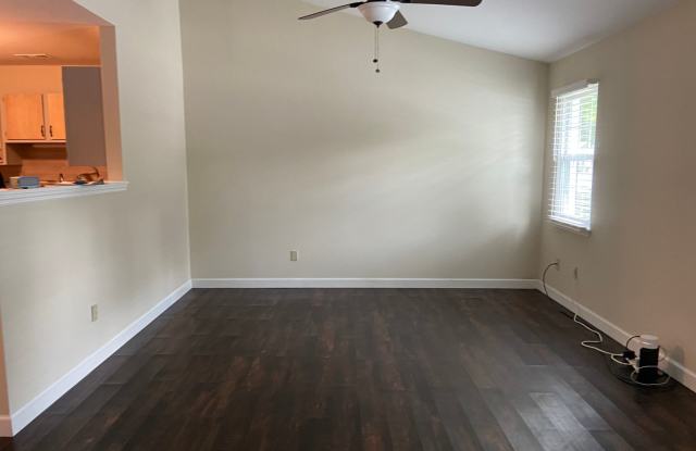 Charming Duplex Gallery 2