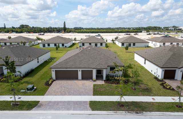 17564 SW 285th St photos photos
