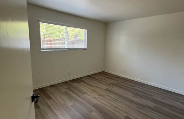 516 East Oak Street - B photos photos 516 East Oak Street - B photos photos