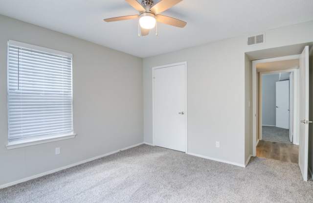 Jefferson Park Apartments Gallery 4