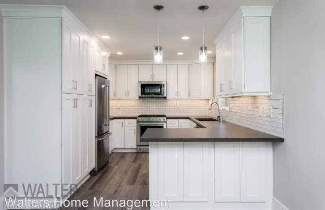 3772 Governor Dr. - 3772 Governor Drive, San Diego, CA 92122