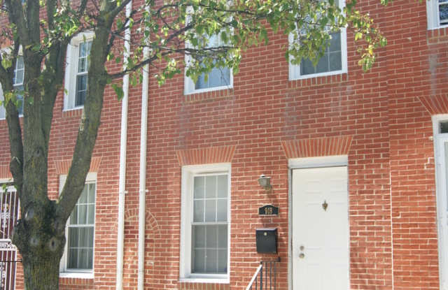 Charming 3 Bedroom/ 1 Bathroom Townhome in East Baltimore, MD! photos photos