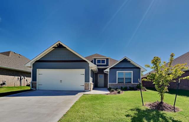 Luxury 4 Bedroom 2 Bathroom Home in Norman Schools (Cedar Lane Community) (Neighborhood Pool and Park) photos photos