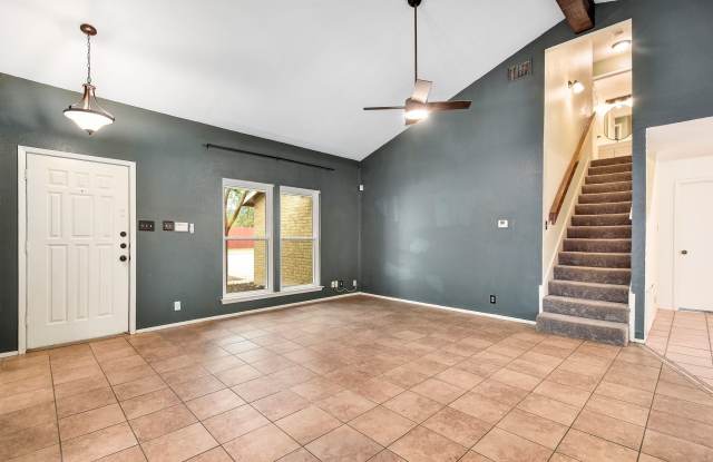 14207 Rowe Dr Gallery 4