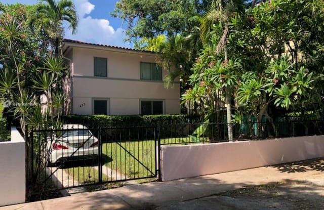 433 Santander Ave - 433 Santander Avenue, Coral Gables, FL 33134