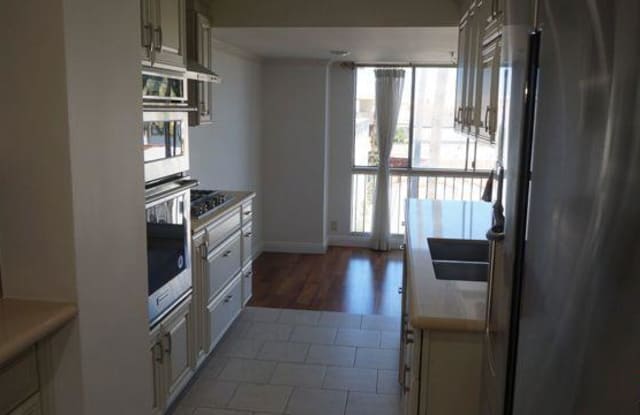 137 South Palm Drive photos photos
