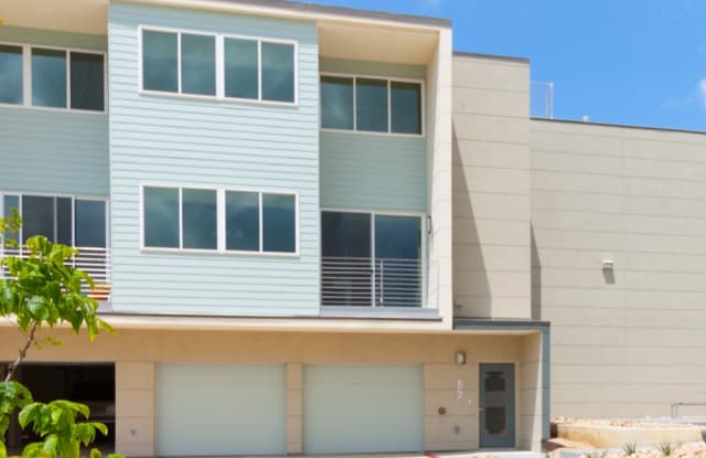 Stunning 2/2.5 multi-level Skybridge Lofts Condo near SOCO! photos photos Stunning 2/2.5 multi-level Skybridge Lofts Condo near SOCO! photos photos