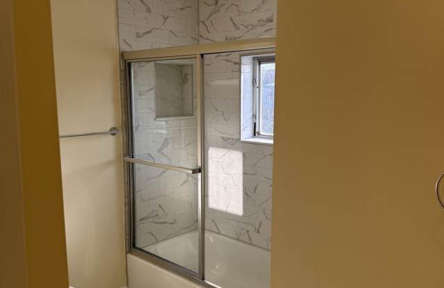 53 CRYSTAL ST photos photos