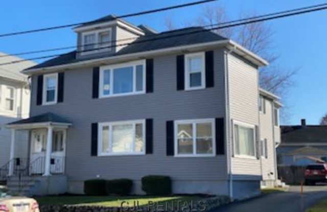 136 Bright Street - 136 Bright Street, Waltham, MA 02453