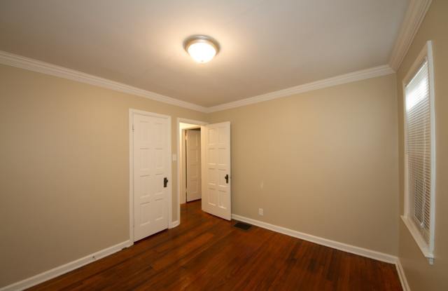 2 bed 1 bath, corner lot, 2 car detached garage, full basement. Gallery 3