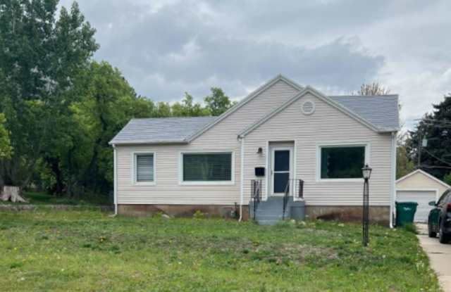 1717 24th Street photos photos
