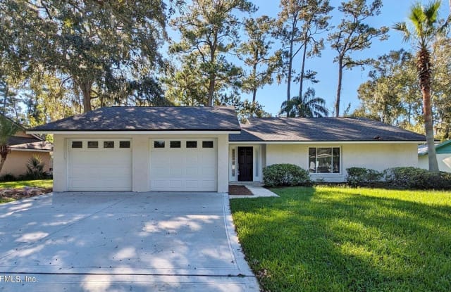 104 ABALONE Lane - 104 Abalone Lane West, Palm Valley, FL 32082