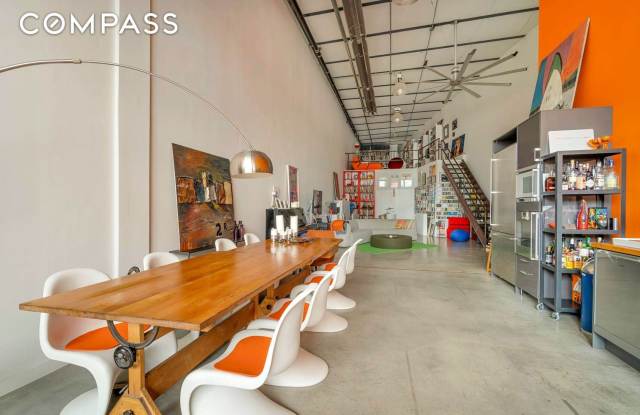 251 Montrose Avenue photos photos