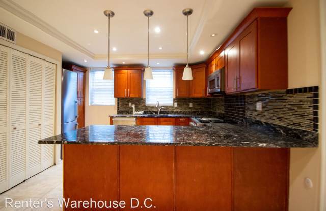 226 N Patrick St Unit 1 - 226 North Patrick Street, Alexandria, VA 22314