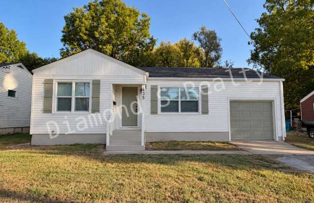 Gorgeous and Upscale 3 Bedroom Home Available!! Gallery 1