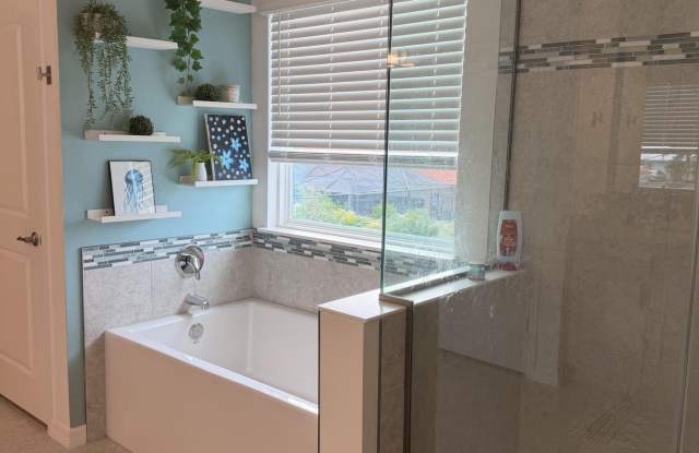 590 SE FAITH Terrace Gallery 4