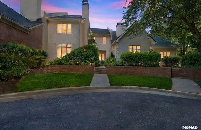 Stunning 4BR Townhome in Paces West Community photos photos