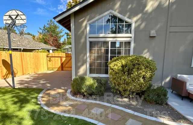 6326 Blue Lakes Court Gallery 4