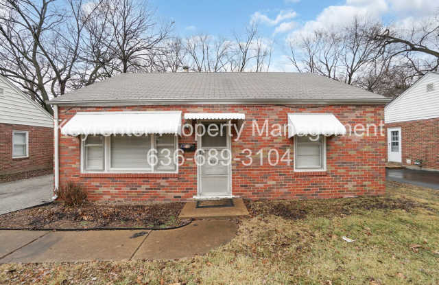 1045 N New Florissant Rd, Florissant, MO 63031 – Move-In Ready & Pet-Friendly! photos photos