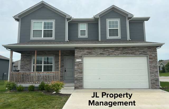 1115 SouthWest Crabtree Circle - 1115 SouthWest Crabtree Circle, Oak Grove, MO 64075