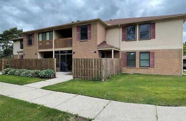 19317 Surrey Lane photos photos