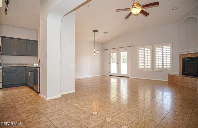 5902 REDSTONE MESA Court Gallery 4