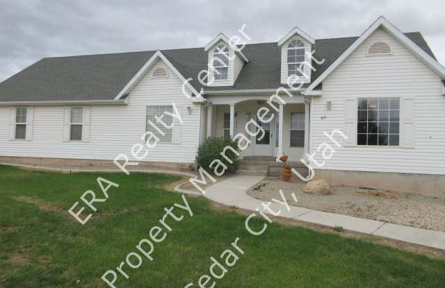 3 bedroom + Office, 2 bath - Single Family Home in Westview Estates Gallery 1