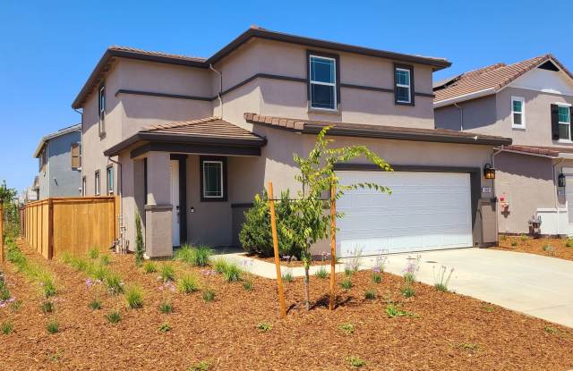 Beautiful Brand New Construction / Single Family Home w/ Solar! photos photos