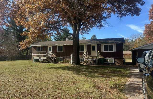 REMODELED 2 Bedroom Duplex - 1612 52nd Street South, Lake Wazeecha, WI 54494 REMODELED 2 Bedroom Duplex - 1612 52nd Street South, Lake Wazeecha, WI 54494
