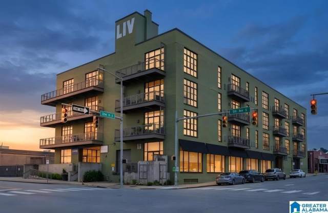 2201 5TH AVENUE Gallery 1