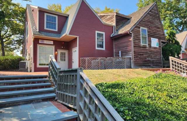 295 N SYCAMORE STREET photos photos