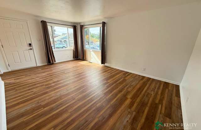 Bright 2BR/1BA Home Near the Beach in Pacifica’s Sharp Park Gallery 4