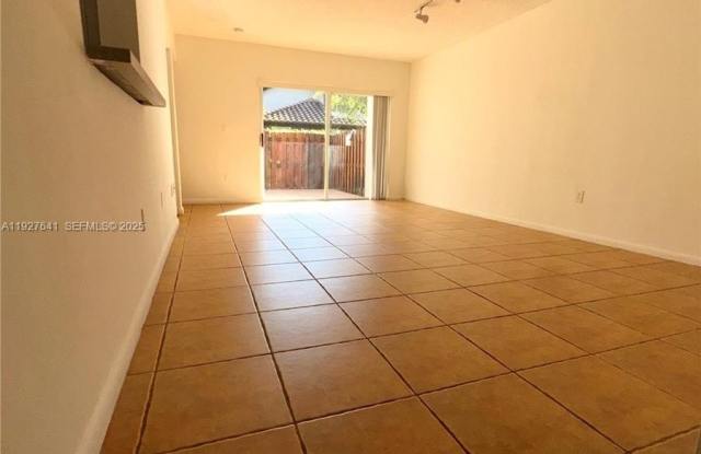 4708 NW 114 AVE photos photos