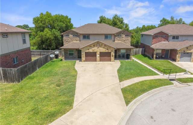 1105 Grace Point Drive Gallery 2