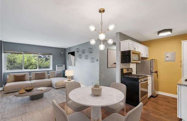 504 W Franklin Avenue photos photos